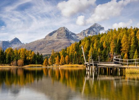 Berglandschaft am See